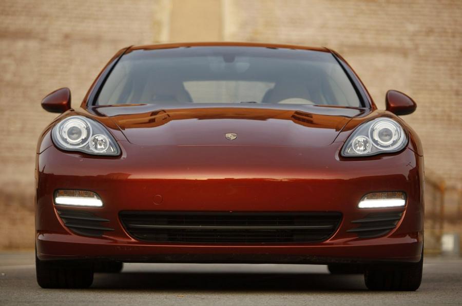  Porsche Panamera V6 2011 года  (фото 6 из 36)